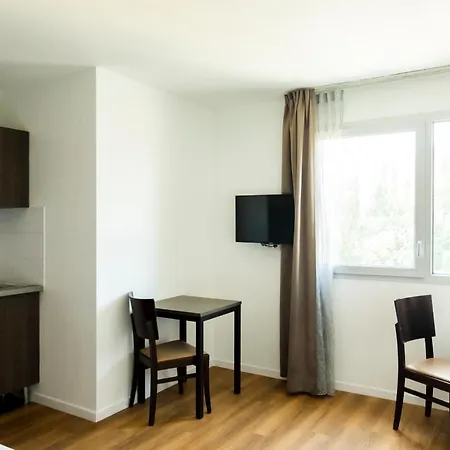 Vacanceole Paris Quai De Marne شقة فندقية Nogent-sur-Seine